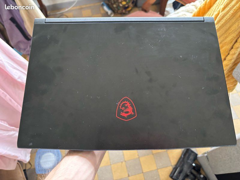 PC Portable MSI GF63 (image 2)