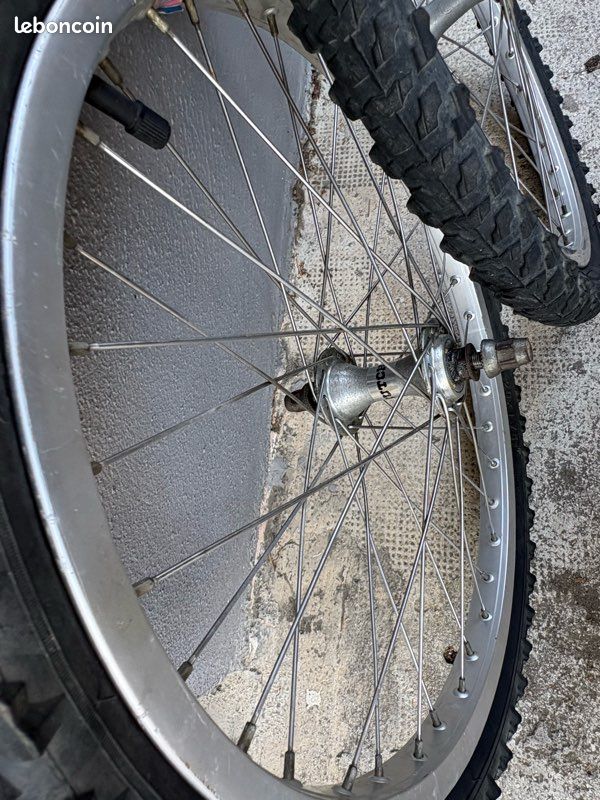 Plaquettes De Frein Vintage Mathauser à Ailettes Pour BMX Ou VTT Old School (lot De 4)