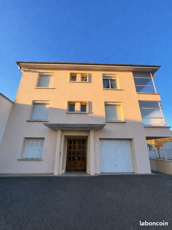 Maison 8 pièces 160 m² · à Romans-sur-Isère · 160 m² · 212 000 €
