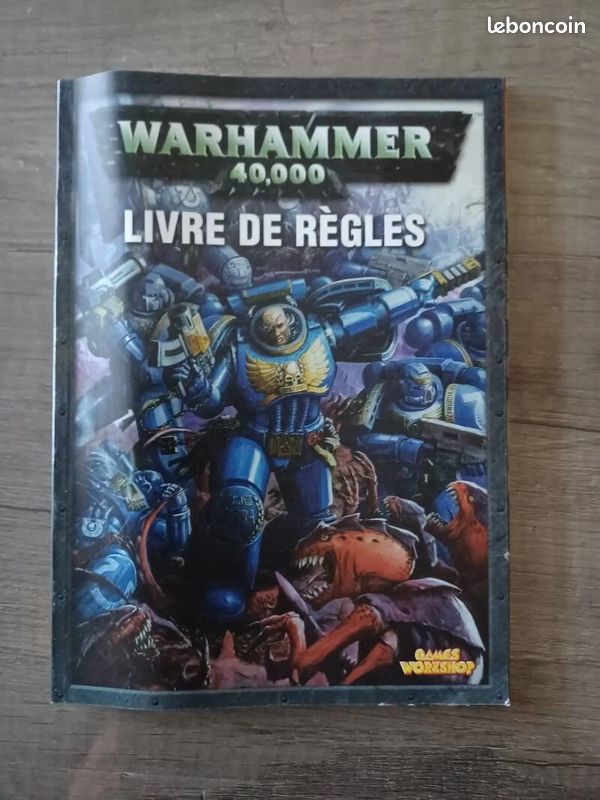 Warhammer 40000 livres de regles , occasion 15 x 20 cm environ (image 1)