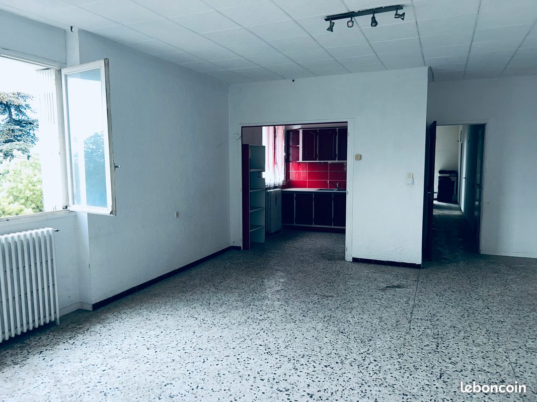 Appartement 5 pièces 100 m² · à Marseille · 100 m² · 260 000 €