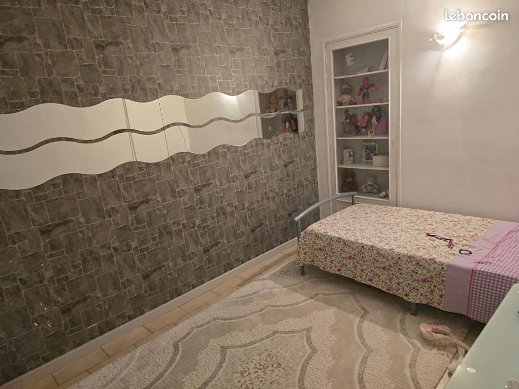 Appartement a louer avignon - 4 pièce(s) - 64 m2 - Surfyn