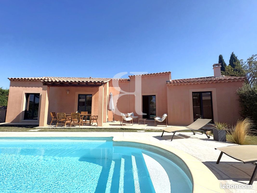 Maison 4 pièces 102 m² · à L'Isle-sur-la-Sorgue · 102 m² · 520 000 €