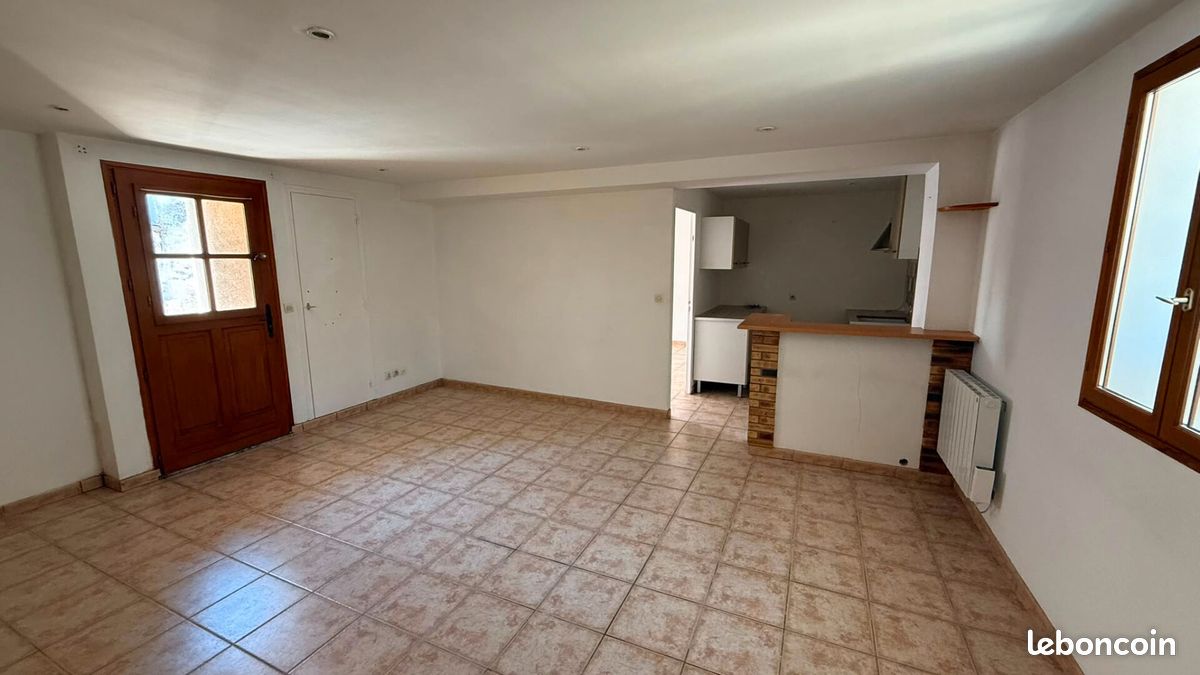 Appartement 3 pièces 66 m² · à Montainville · 66 m² · 850 €
