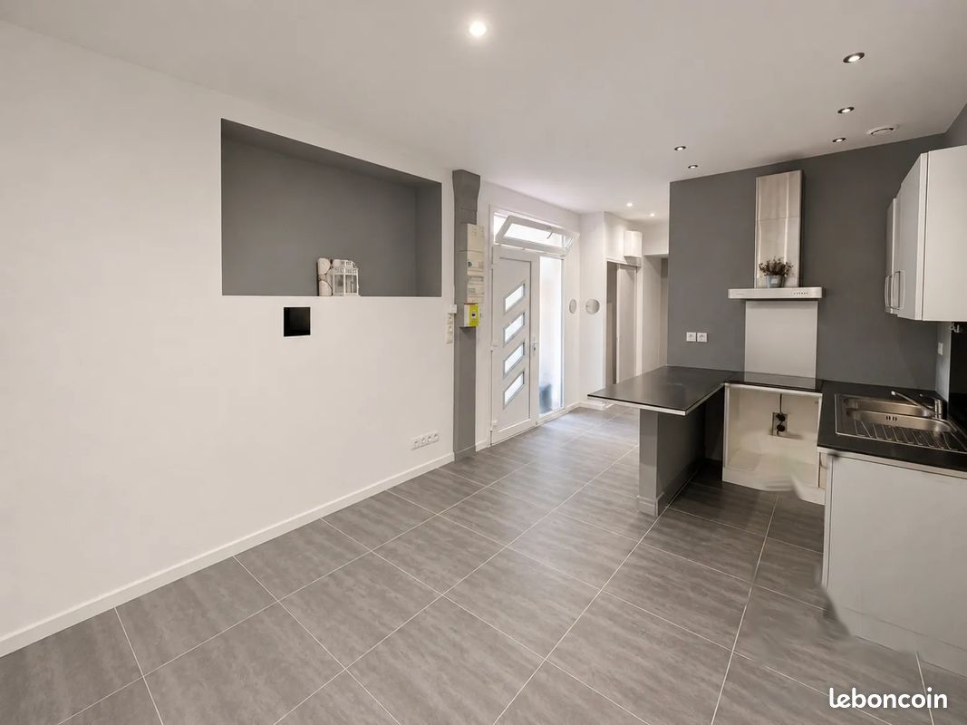 Appartement 2 pièces 36 m² · à Villeurbanne · 36 m² · 696 €/mois
