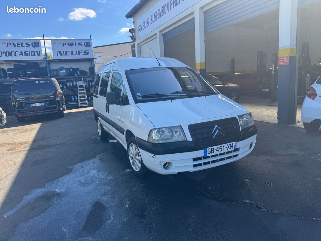 Citroën Jumpy Phase 1 2.0 HDI 110cv Confort 8 Places (image 2)