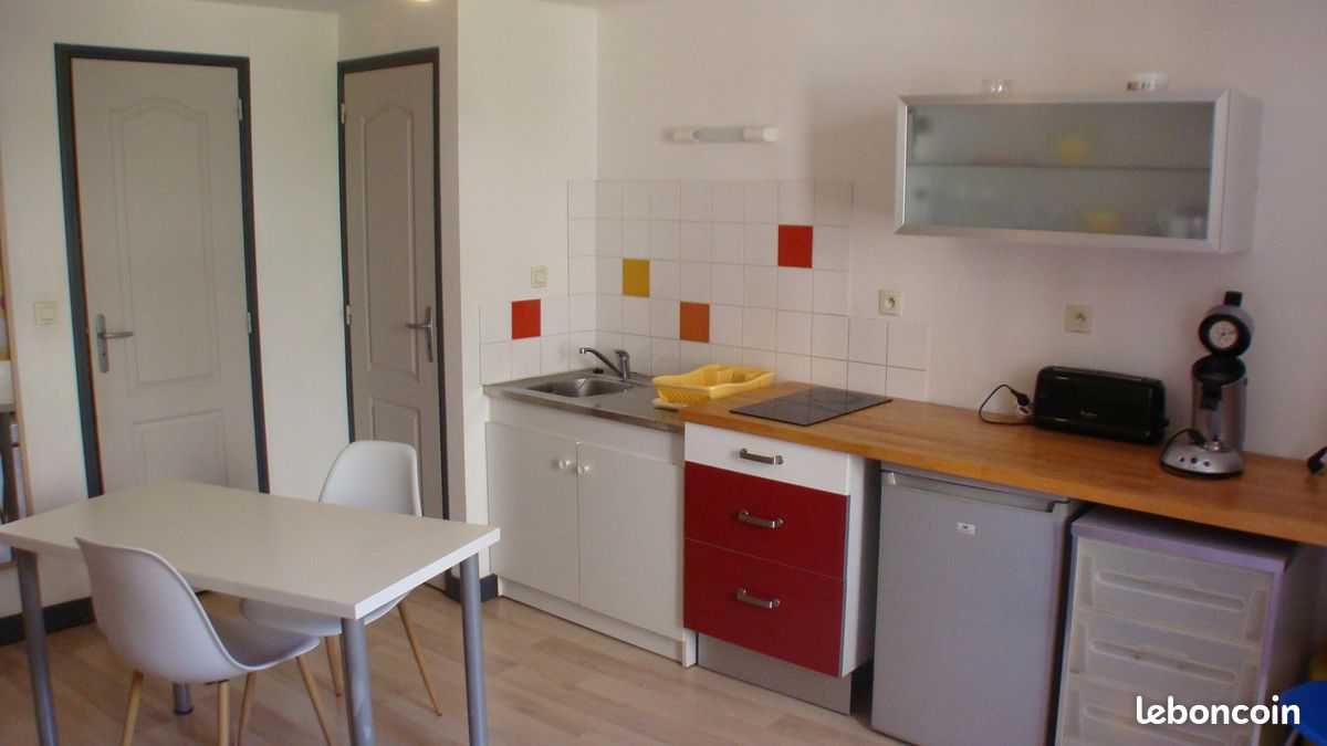 Appartement 1 pièce 18 m² · à Dinan · 18 m² · 450 €
