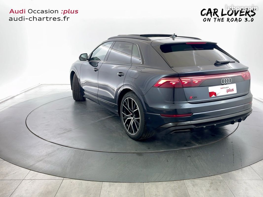 AUDI Q8 60 TFSI e 490 Tiptronic 8 quattro Competition (image 3)
