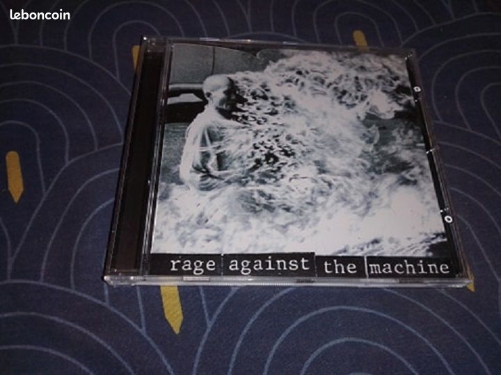 RAGE AGAINST THE MACHINE "Bombtrack" (image 1)