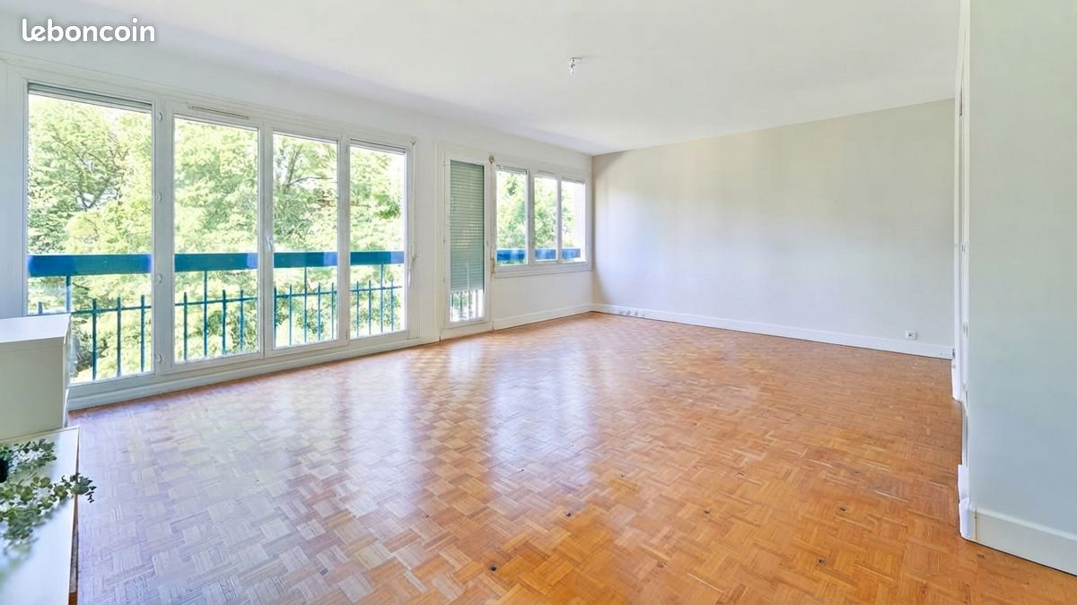 Appartement 4 pièces 110 m² · à Ville-d'Avray · 110 m² · 1 719 €/mois