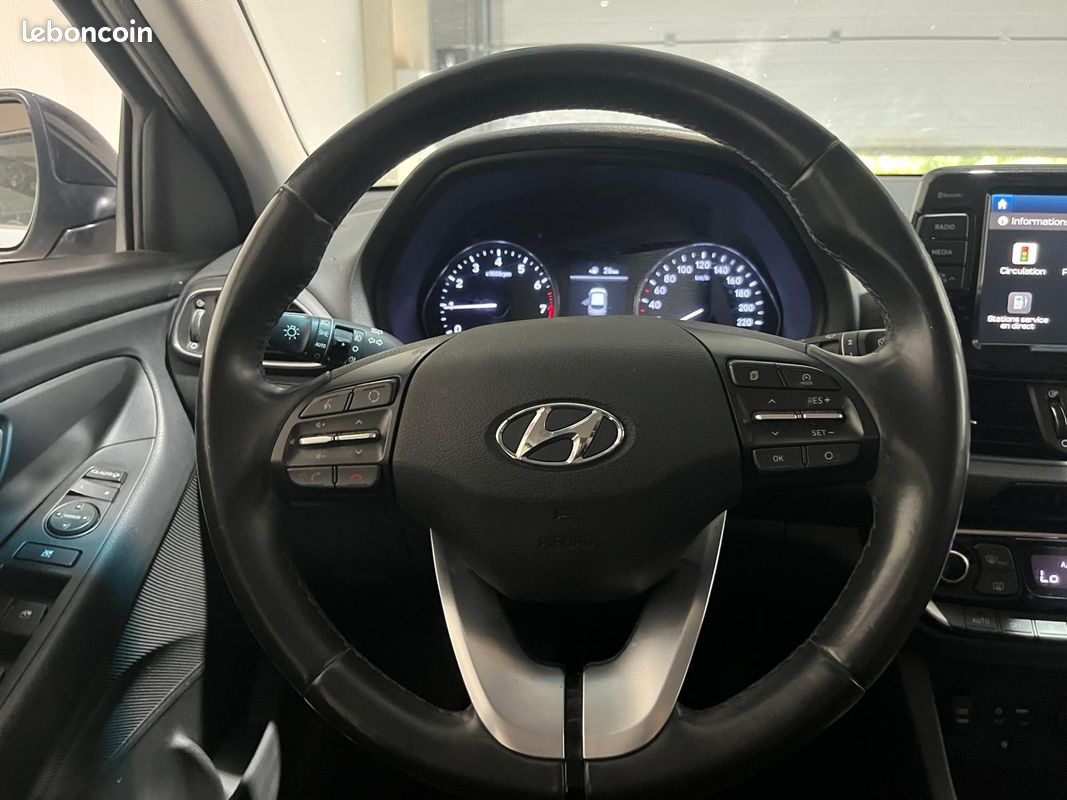 HYUNDAI i30 1.0 T-GDi 120 BVM6 Edition #1 CAMERA DE RECUL - KEYLESS - ENTRETIEN HYUNDAI (image 17)