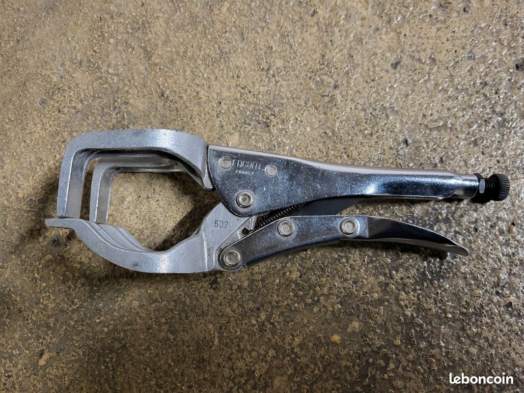 Lot De 2 Pinces Multiprise Facom - Carrosserie - état Occasion