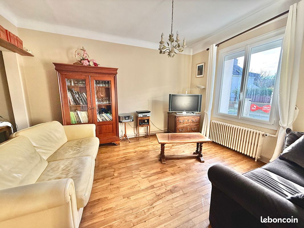 Maison 6 pièces 165 m² · à Fleury-les-Aubrais · 165 m² · 285 000 €