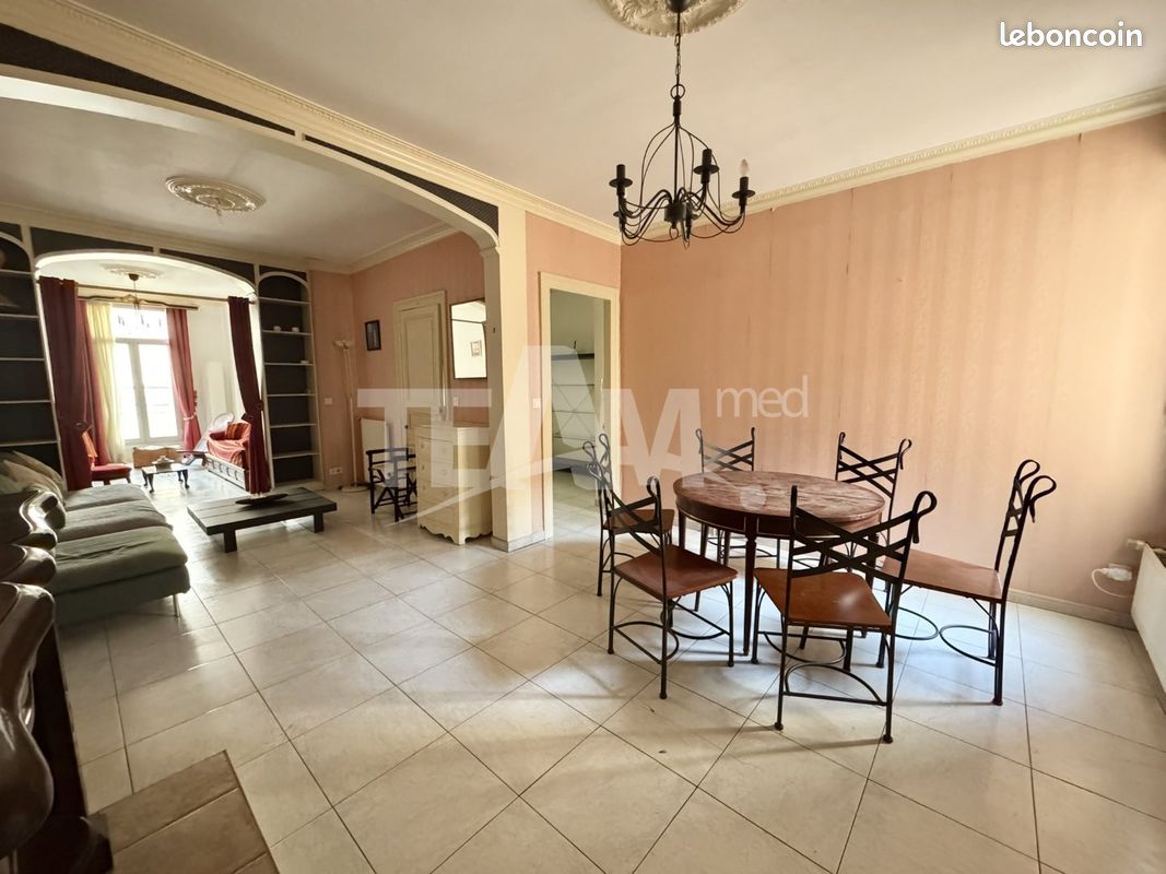 Appartement 3 pièces 107 m² · à Sète · 107 m² · 883 €/mois