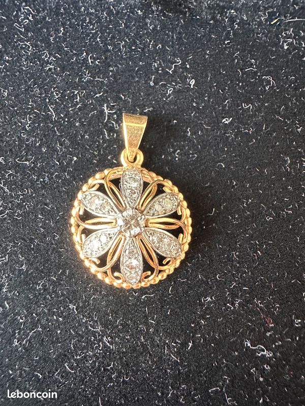 Pendentif or et diamants ancien (image 1)