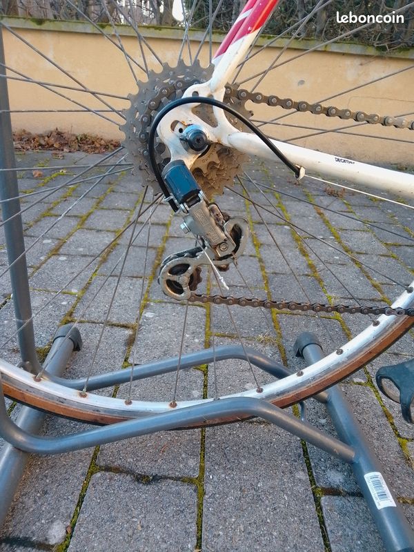 Vélo route vintage révisé (image 3)