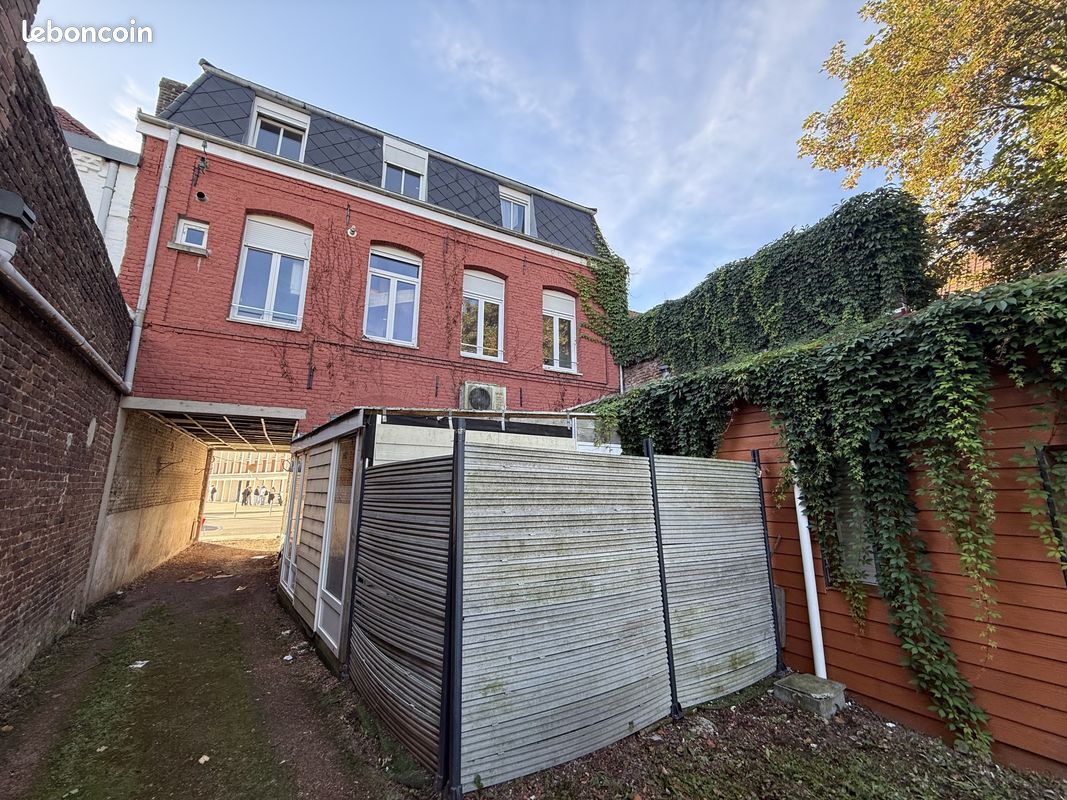 Immeuble 218 m² · à Bruay-la-Buissière · 218 m² · 219 000 €