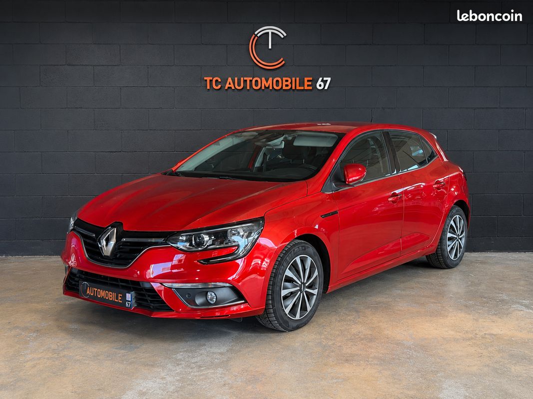 RENAULT Mégane IV Berline Blue dCi 115 EDC Business (image 1)
