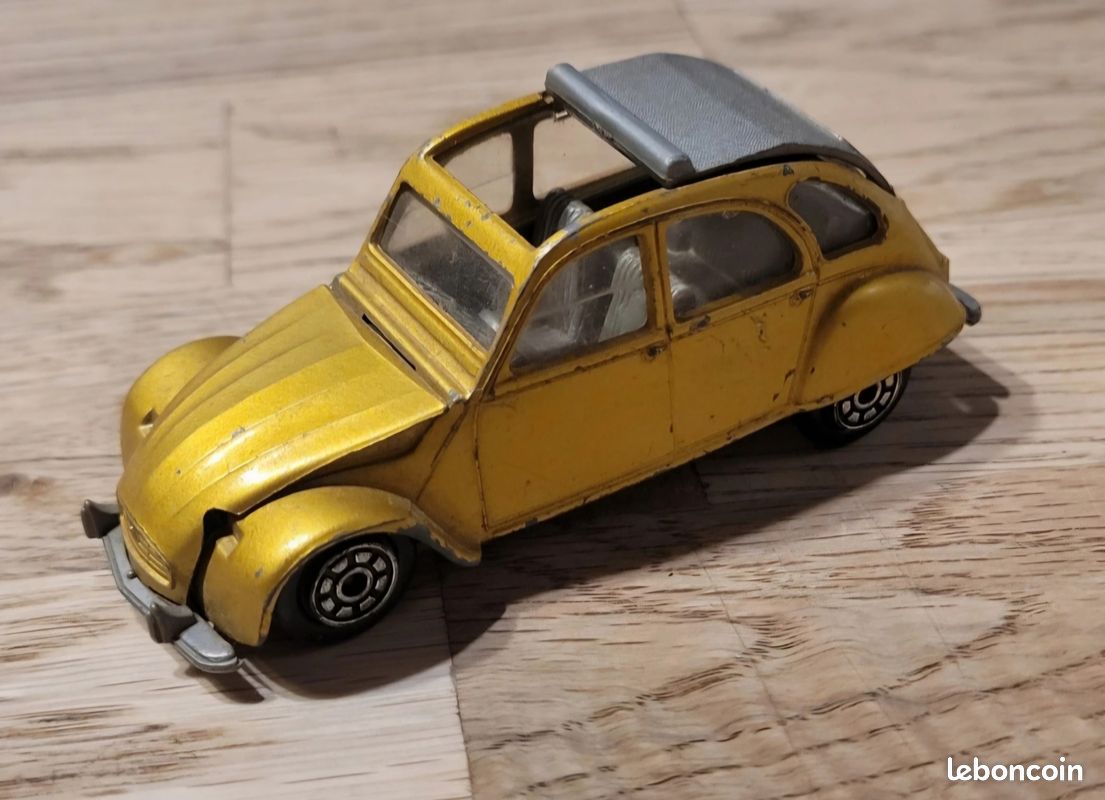 Modèle Réduit Citroën 2cv6 Norev échelle 1/43 - Blanc - Année 1986 - Neuf - Collection Saint-Valentin