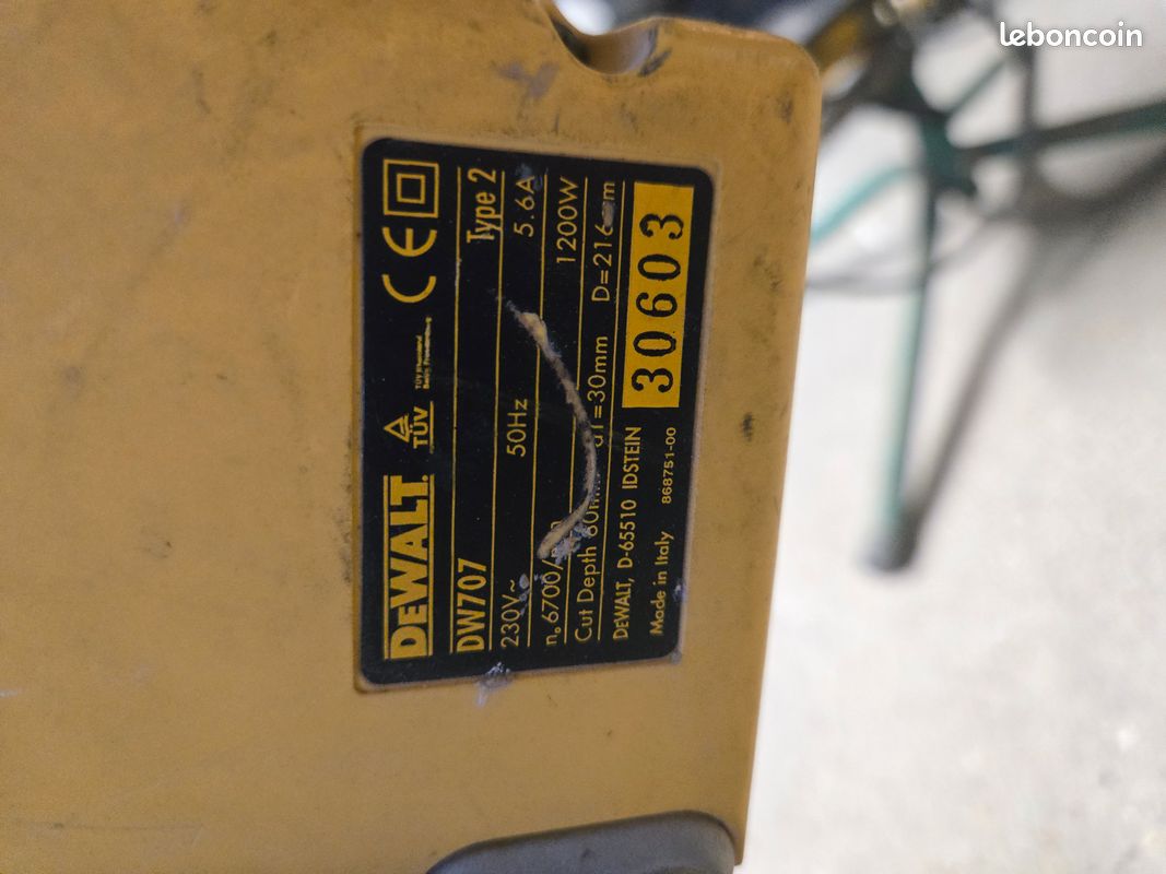 Scie à onglet radial DEWALT DW707 (image 3)