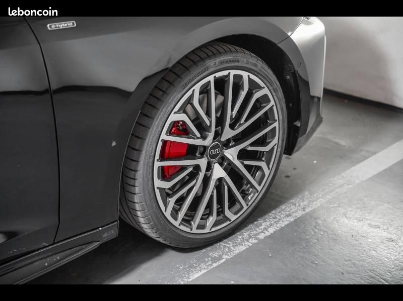 Audi A5 Avant 2.0 e-hybrid 299ch S line quattro S tronic 7 (image 16)
