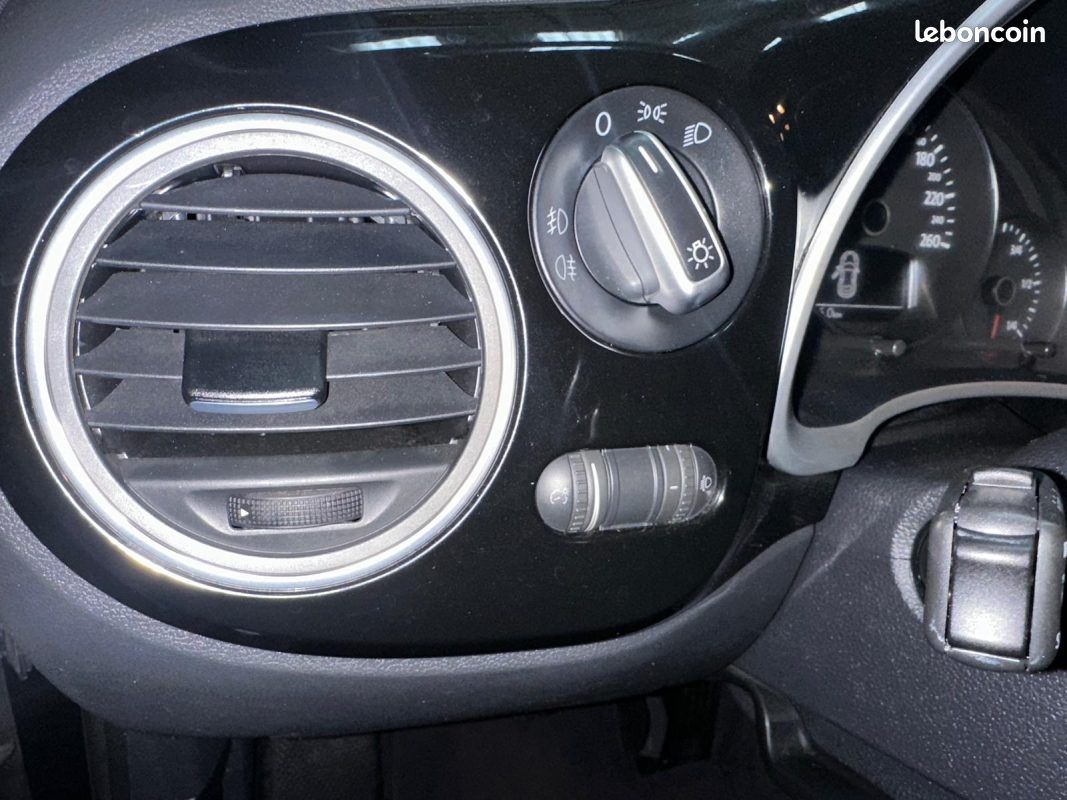 Volkswagen beetle 1.2 tsi 105 cv beetle 2012 (image 13)