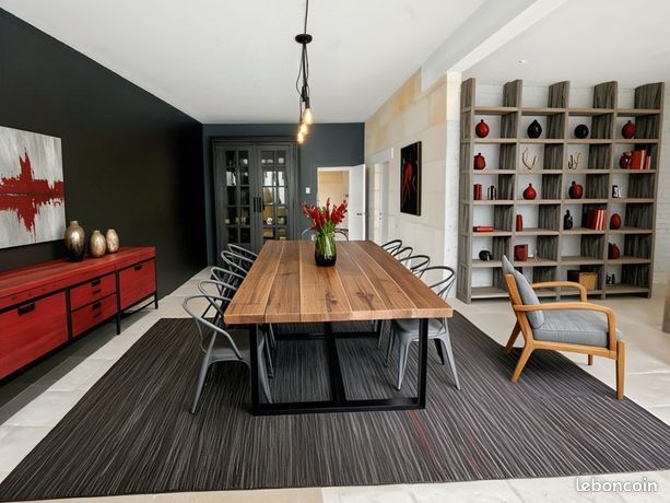 Maison 7 pièces 240 m²
