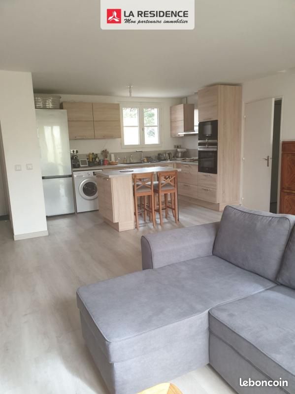 Appartement 4 pièces 77 m² · à Montigny-le-Bretonneux · 77 m² · 1 712 €