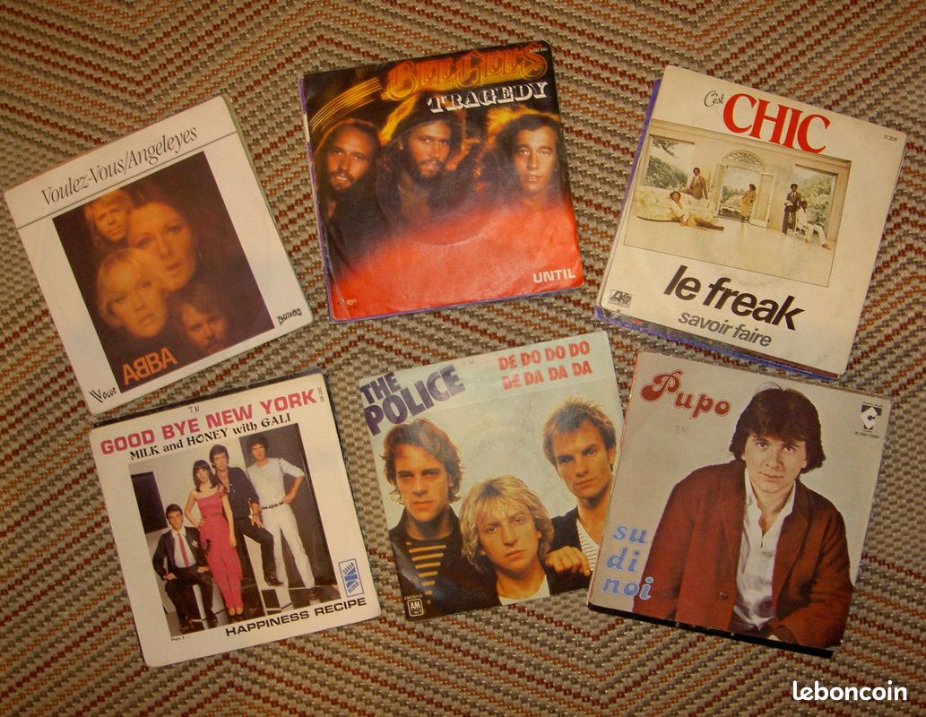 Lot de 25 vinyles 45 T variété étrangère (image 1)