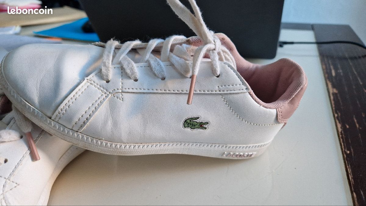 Baskets Lacoste p. 33 fille. TBE (image 1)