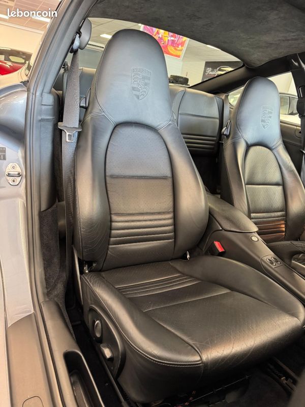 Porsche 911 996 Carrera 4 S Coupe Bv6 Full entretien Porsche 320 4S (image 22)