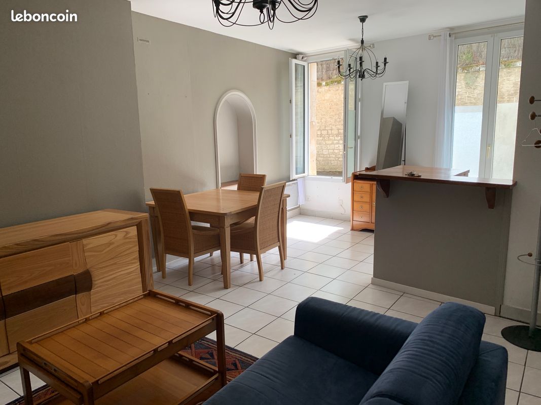 Appartement 2 pièces 43 m² · à Niort · 43 m² · 480 €/mois