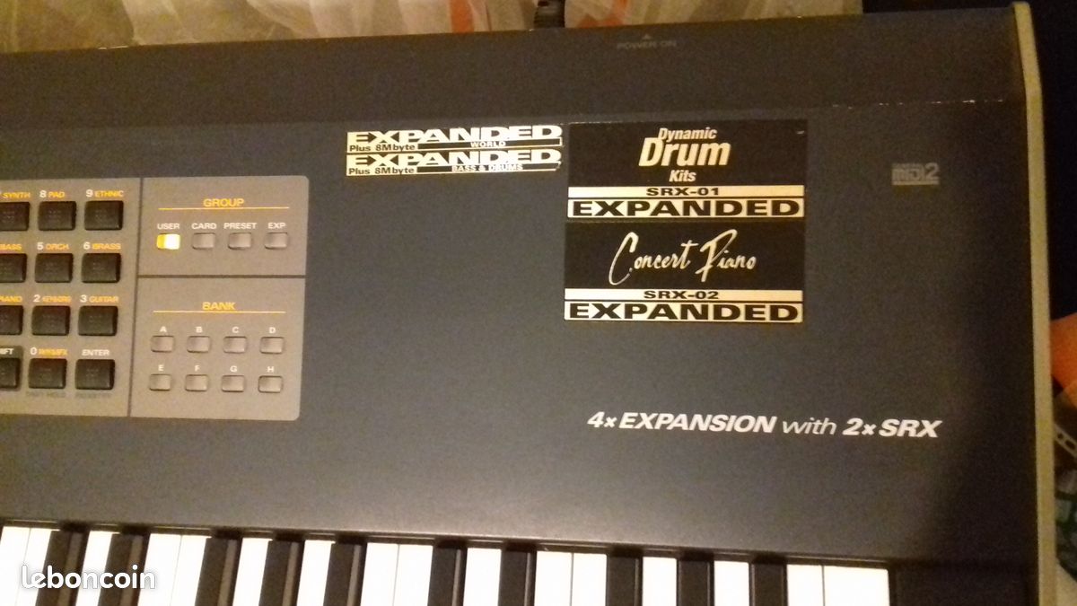 Roland XV-88 Piano Clavier + 4 cartes extension (image 10)