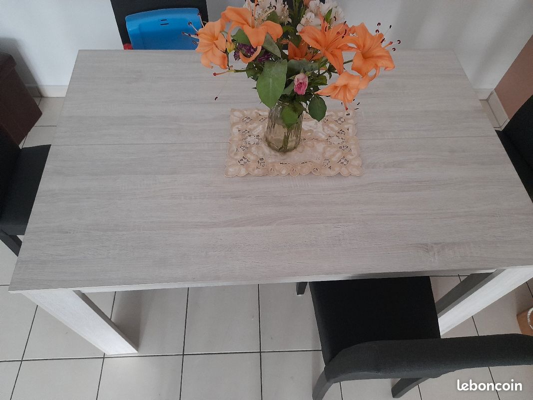 Table (image 4)