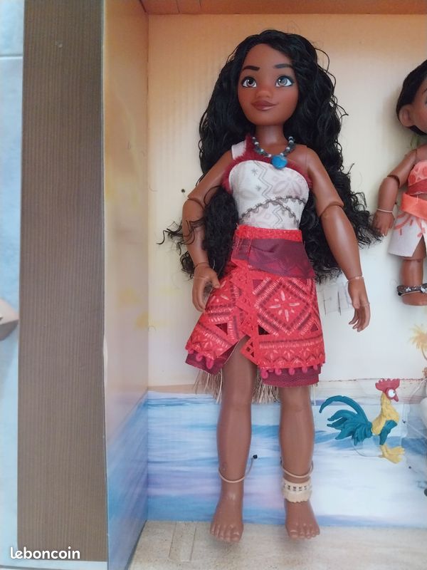 Poupée Vaiana avec coq Hei Hei Disney Store Moana Jeux Jouets