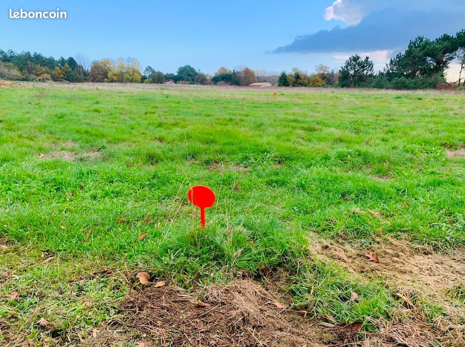 Terrain à bâtir de 417 m² à GAURIAGUET (33) · 59 900 €