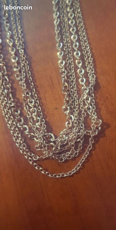 Collier sautoir doré (image 9)
