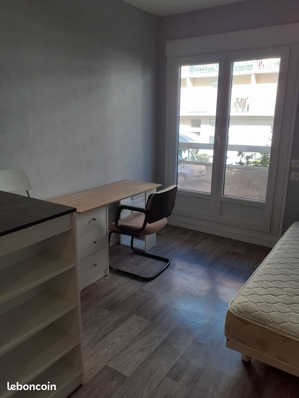 Appartement 1 pièce 18 m² · à Clermont-Ferrand · 18 m² · 400 €