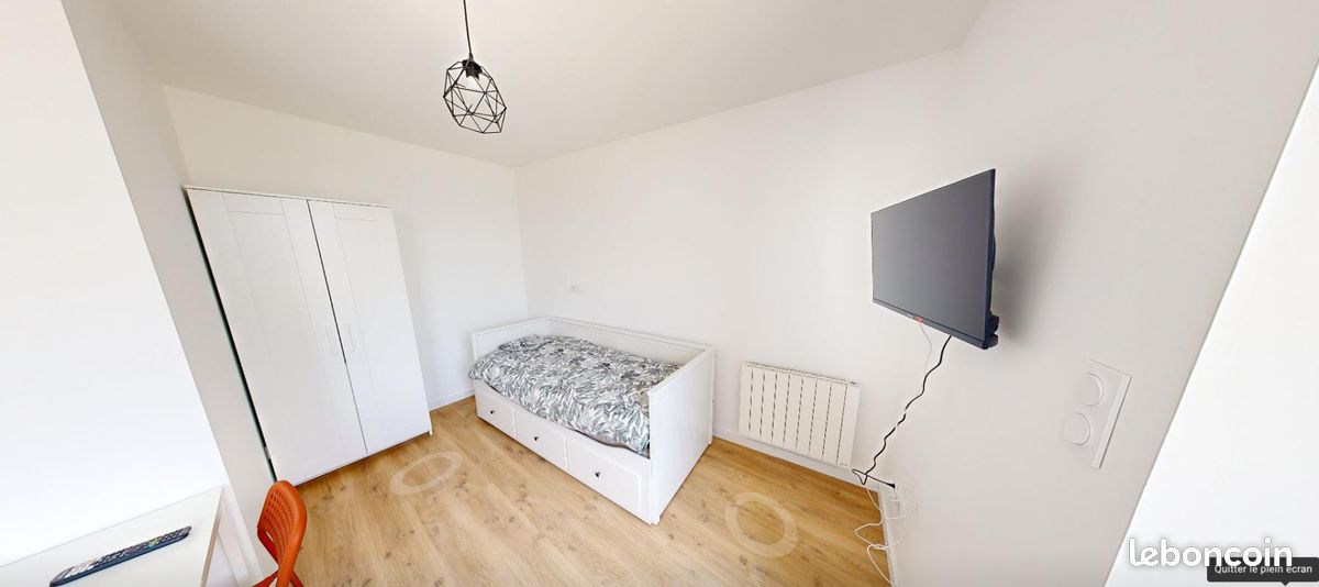 Appartement 1 pièce 16 m² · à La Roche-sur-Yon · 16 m² · 500 €