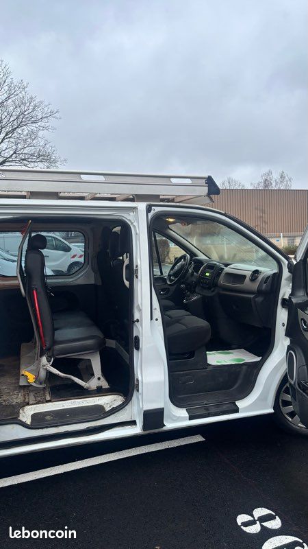 Renault Trafic Fg L1H1 1200 1.6 dCi 95 ch Grand Confort Euro6 6 places + galerie (prix TTC) (image 3)