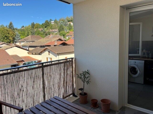 Appartement 2 pièces 46 m² · à Bourgoin-Jallieu · 46 m² · 663 €/mois
