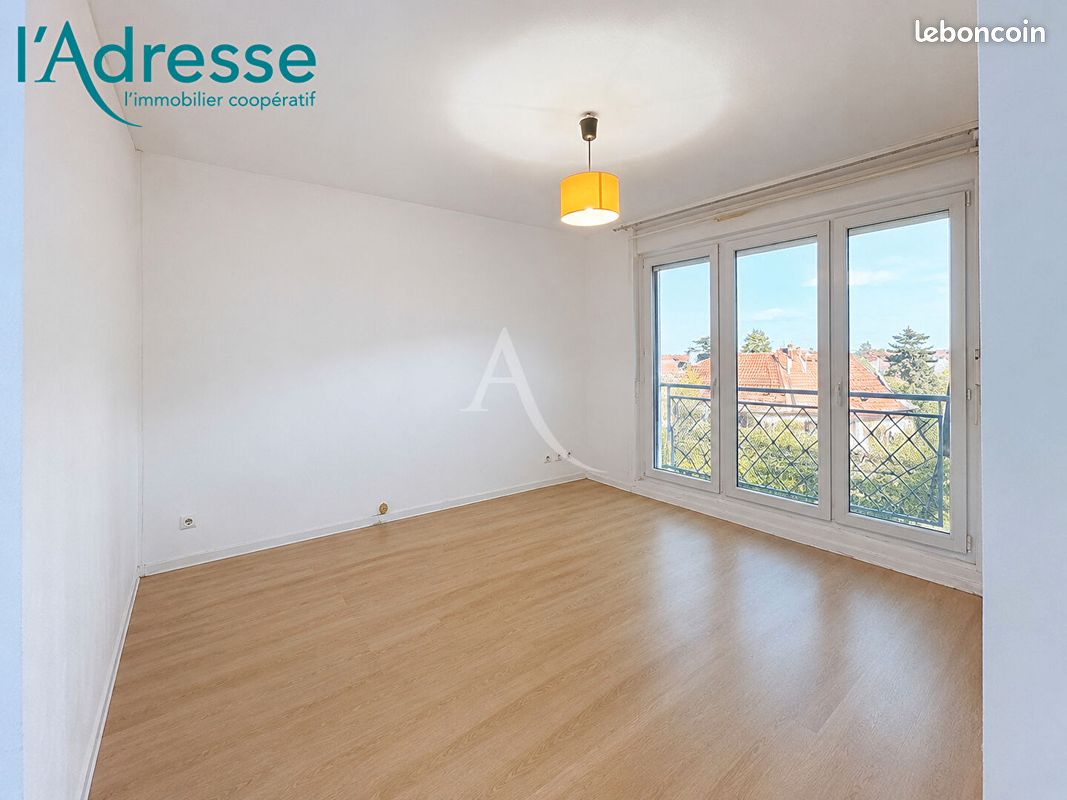Appartement 1 pièce 31 m² · à Champs-sur-Marne · 31 m² · 725 €/mois
