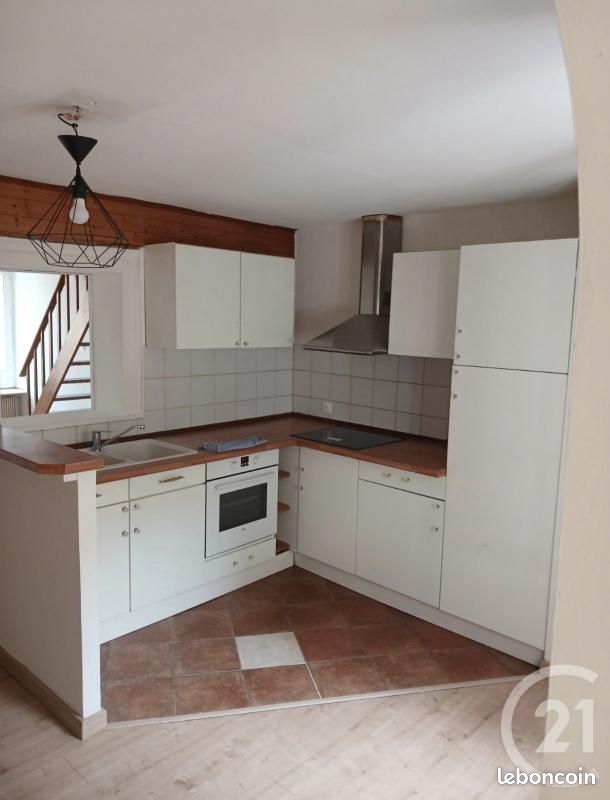 Appartement 3 pièces 82 m² · à Boulogne-sur-Mer · 82 m² · 850 €