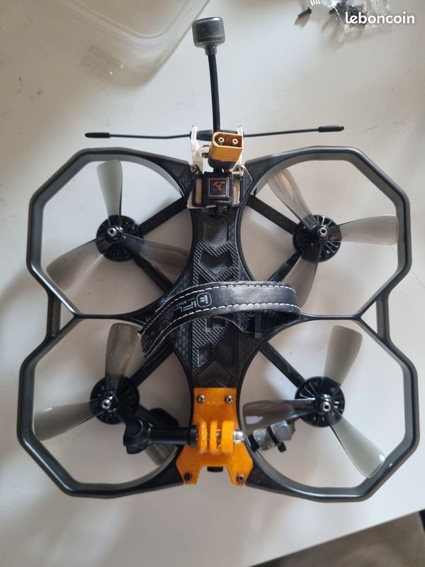Drone fpv protek35 HD 6s + batteries (image 2)