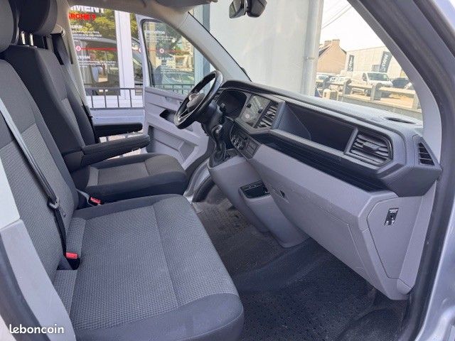 VOLKSWAGEN Transporter T6 2.0TDI 4 MOTION DSG BUSINESS LINE 198CH L1H1 (image 11)