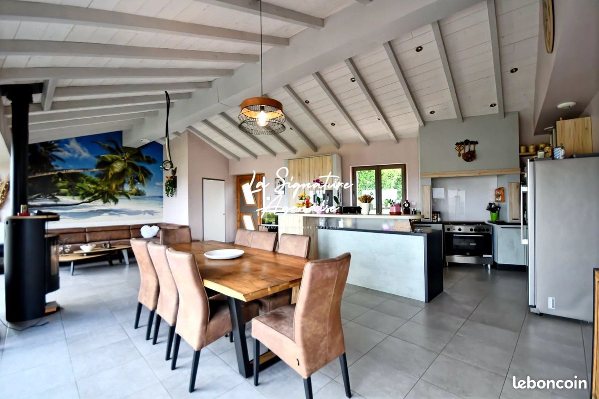 Maison 4 pièces 180 m² · à Puymirol · 180 m² · 399 000 €