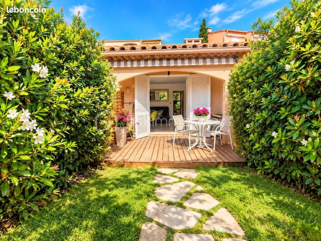 Appartement 1 pièce 29 m² · à Hyères · 29 m² · 245 000 €