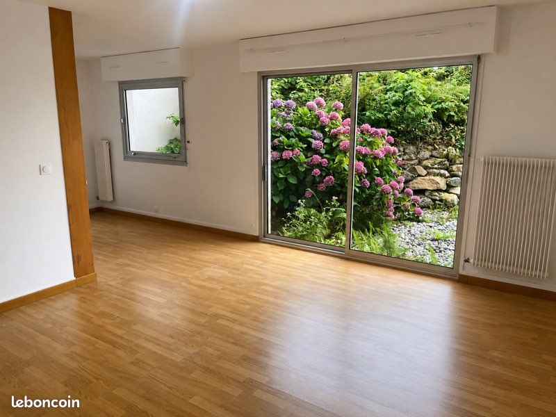 Appartement 1 pièce 37 m² · à Mont-Saint-Aignan · 37 m² · 540 €
