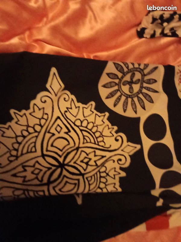Robe véritable Desigual t 38 (image 4)