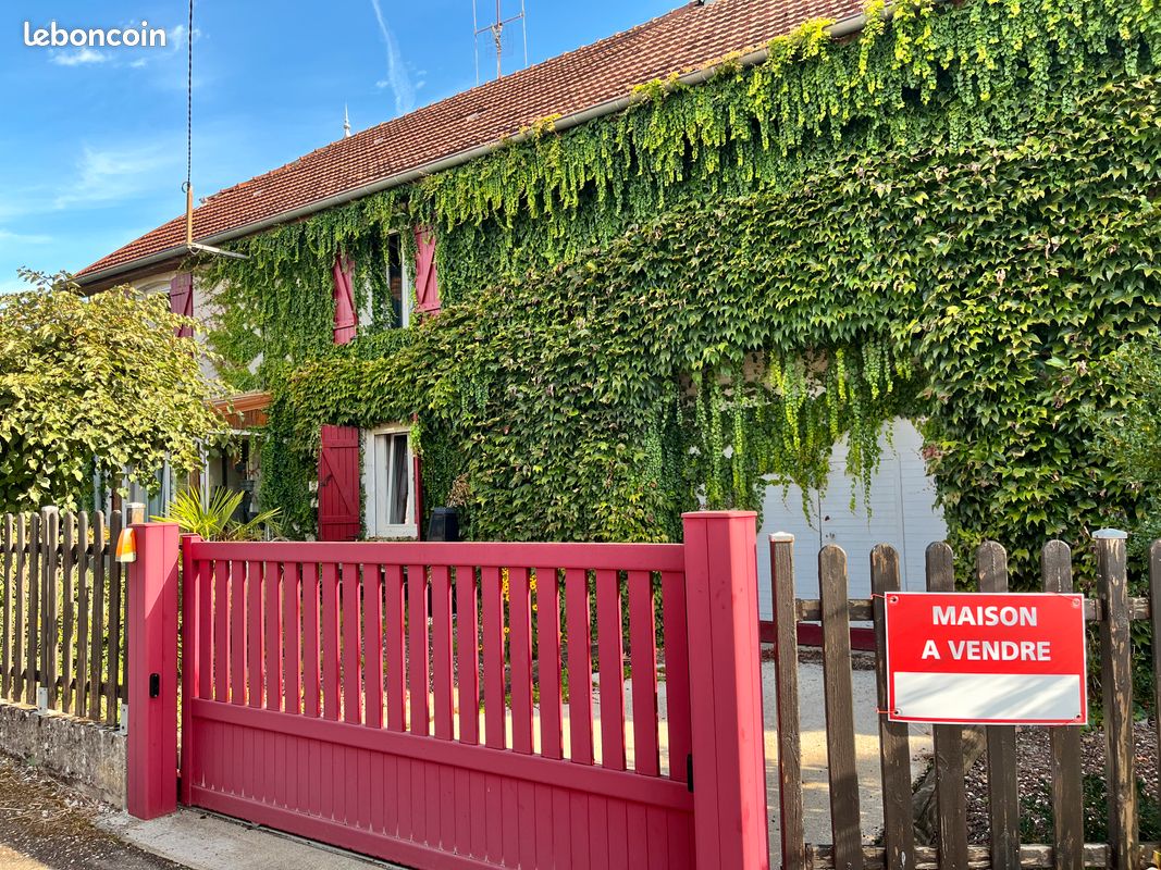 Maison 5 pièces 106 m² · à Thieffrans · 106 m² · 120 000 €